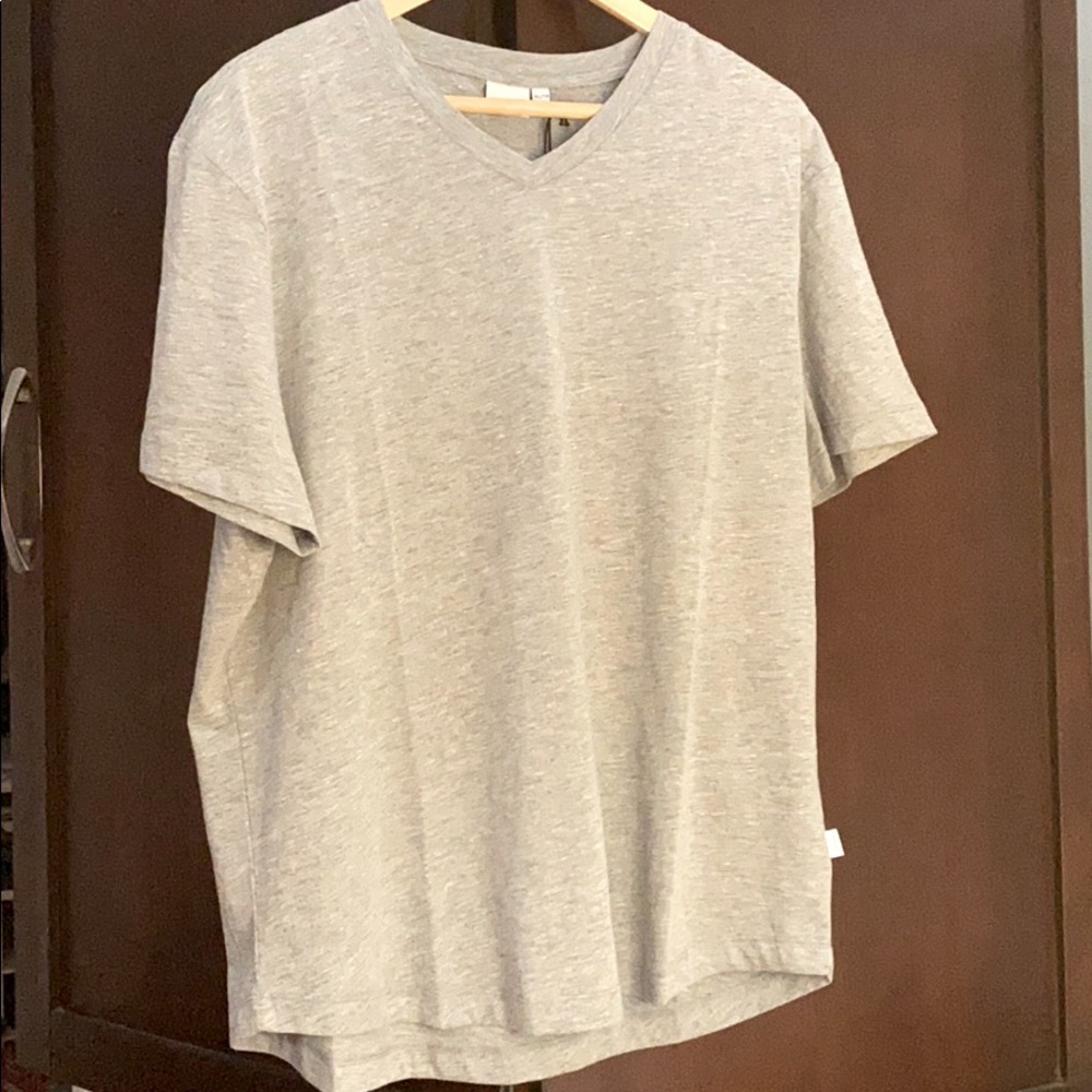 Luxury Joey Vee neck tee